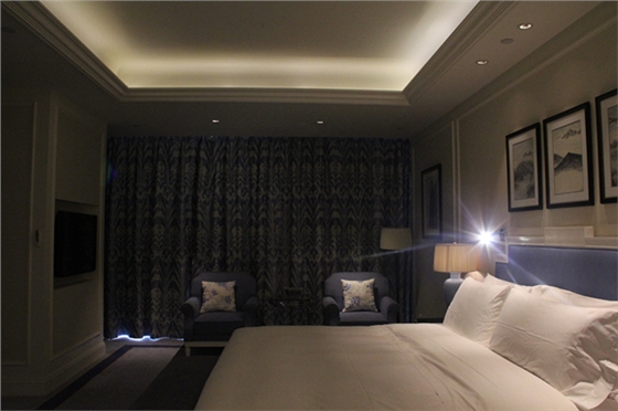 電動窗簾2.jpg 電動窗簾2.jpg