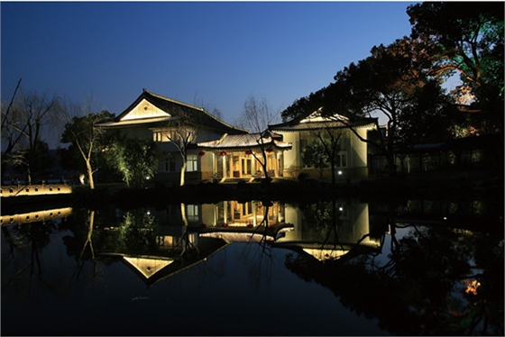 泛光照明_.jpg 泛光照明_.jpg