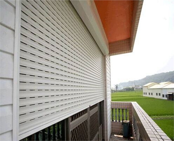 室外電動(dòng)卷簾.jpg 室外電動(dòng)卷簾.jpg