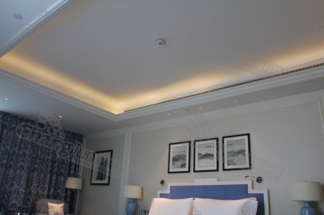 智能電動窗簾3 智能電動窗簾3